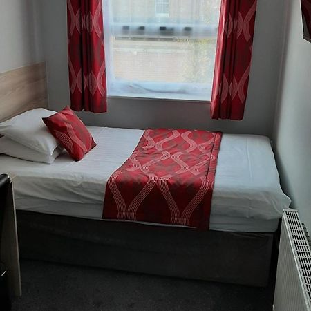 The Sportsview Guest House Оксфорд Екстериор снимка