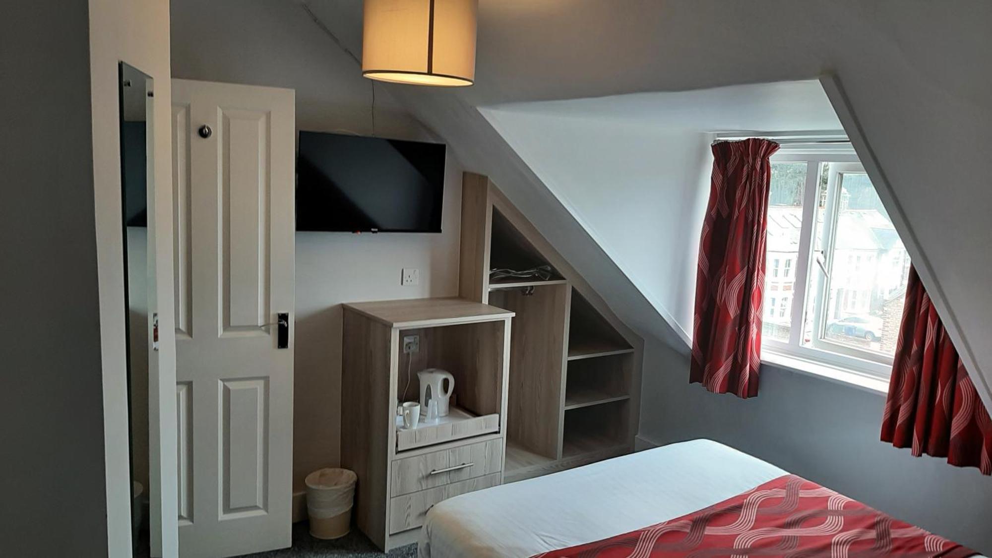 The Sportsview Guest House Оксфорд Екстериор снимка