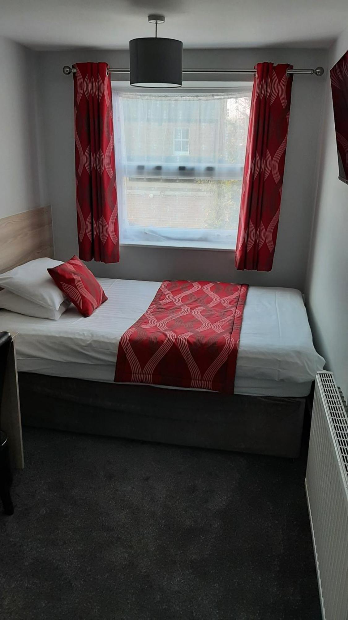 The Sportsview Guest House Оксфорд Екстериор снимка